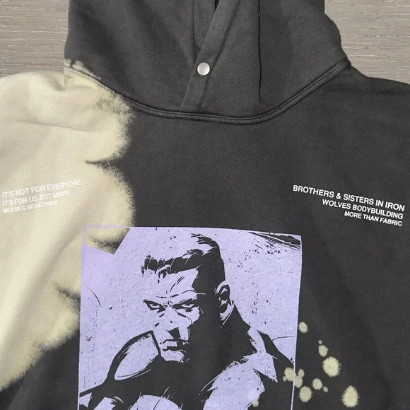 BRAND NEW WITH TAGS - Darcsport Marvel The Punisher gray acid wash hoodie - Picture 2 of 4